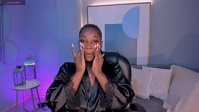 SavannahStorm online show from 12-04-25, 10:47