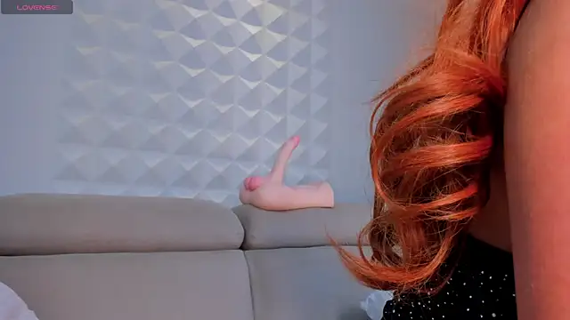 IsabellaHill  online show from 12-06-24, 10:46