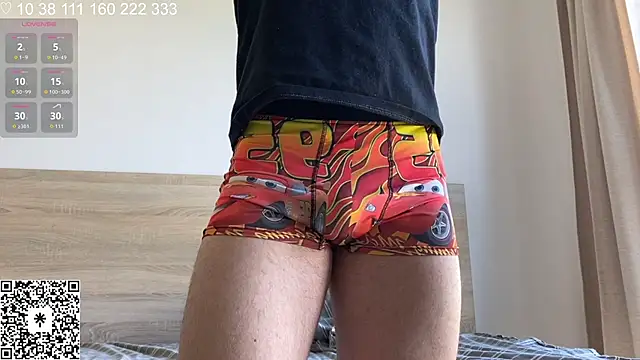 curlyboyy  online show from 04-22-26, 07:15