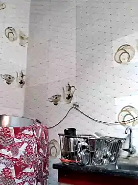 illay love online show from 11-30-25, 06:25