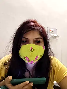 Snapshot of illay_love chatting on 03-20-25, 05:15 illay love online show from 03-20-25, 05:15