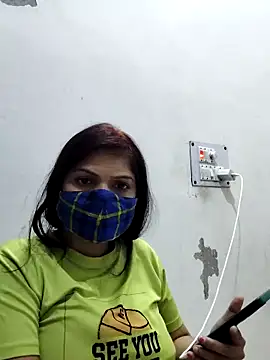 Snapshot of illay_love chatting on 03-21-25, 02:40 illay love online show from 03-21-25, 02:40