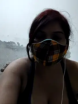 Snapshot of illay_love chatting on 10-18-25, 07:05 illay love online show from 10-18-25, 07:05