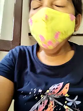 Snapshot of illay_love chatting on 09-19-25, 07:01 illay love online show from 09-19-25, 07:01
