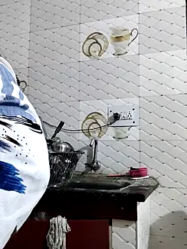 illay love online show from 11-13-25, 06:45