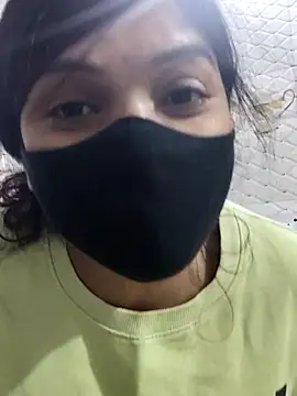 illay love online show from 12-19-25, 05:37