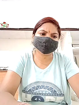 illay love online show from 06-17-26, 05:29