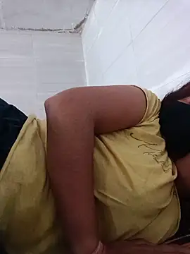 illay love online show from 06-20-26, 03:33