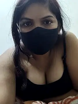 illay love online show from 12-20-25, 05:49