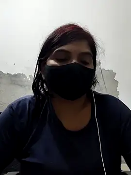 Snapshot of illay_love chatting on 10-22-25, 05:12 illay love online show from 10-22-25, 05:12