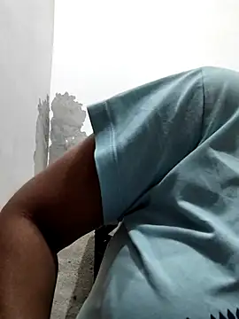 illay love online show from 11-28-25, 06:02