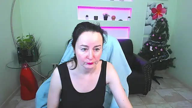 Ninasaaaa online show from 01-19-25, 05:26