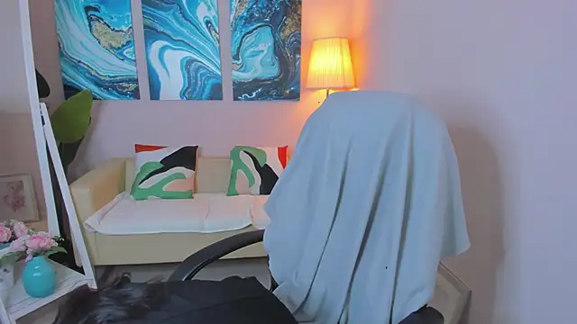 Ninasaaaa online show from 02-24-25, 03:20