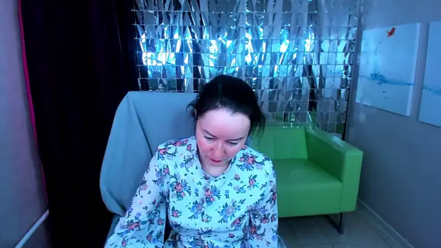 Ninasaaaa online show from 03-14-25, 05:38