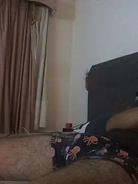 ty2003x33 online show from 12-24-24, 01:39