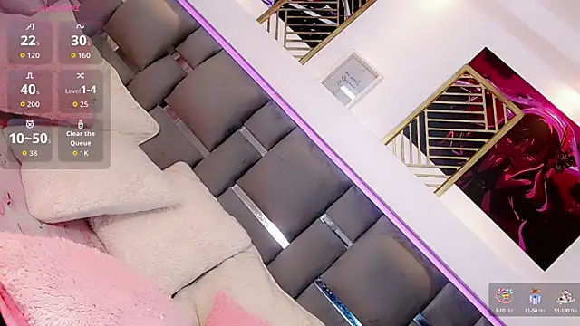 Sophia-Isabella online show from 10-13-25, 07:59