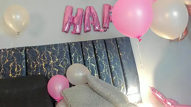 Sophia Lemos online show from 10-03-25, 01:56