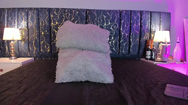 Sophia Lemos online show from 12-02-25, 07:37