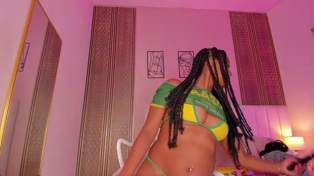 zoe sky  online show from 10-20-25, 11:33