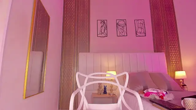 zoe sky  online show from 11-17-25, 11:36