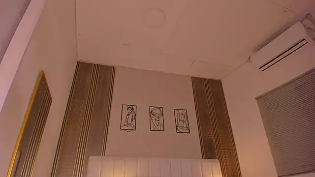 zoe sky  online show from 02-26-26, 11:54