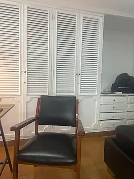 Adel Nesbiit online show from 05-09-26, 01:58