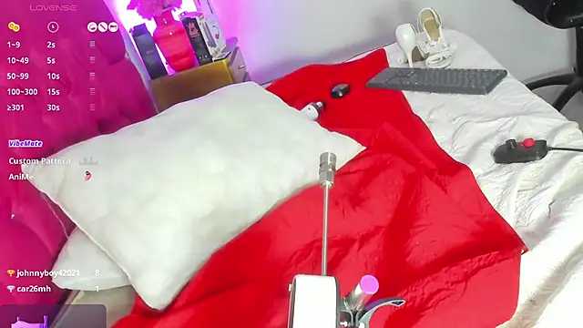 Snapshot of SofiaJoness_ chatting on 02-15-25, 11:36 SofiaJoness  online show from 02-15-25, 11:36