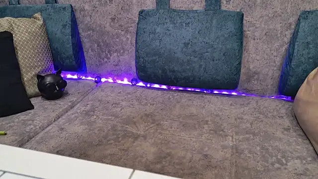 blackcat142 online show from 11-06-25, 09:24