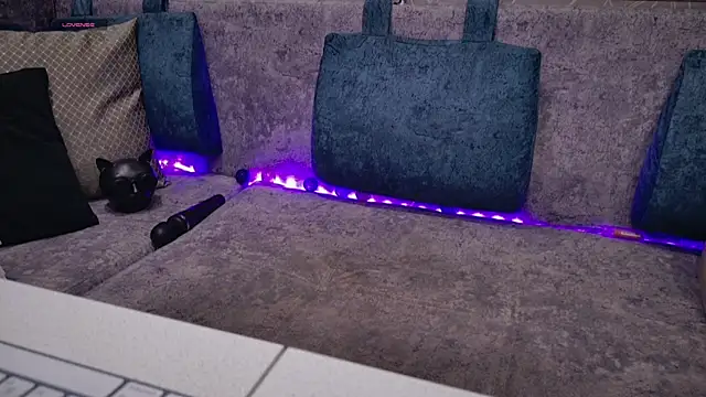 blackcat142 online show from 12-04-25, 08:35