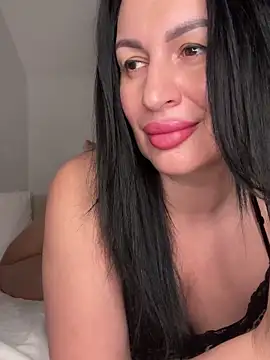 Helena7077 online show from 02-12-26, 11:37