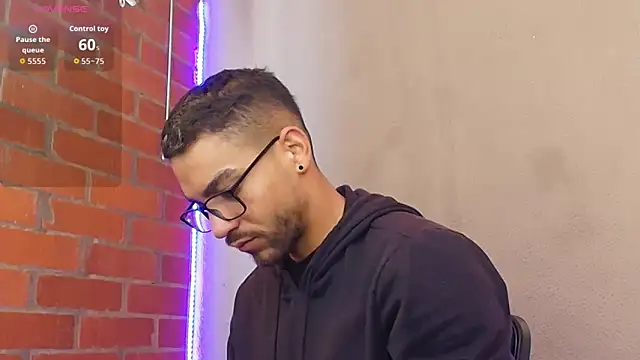 Leandro valenzuela online show from 03-10-26, 01:48