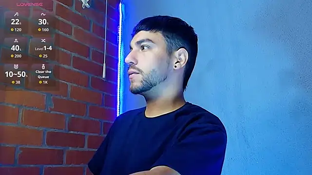 Leandro valenzuela online show from 12-22-25, 05:40