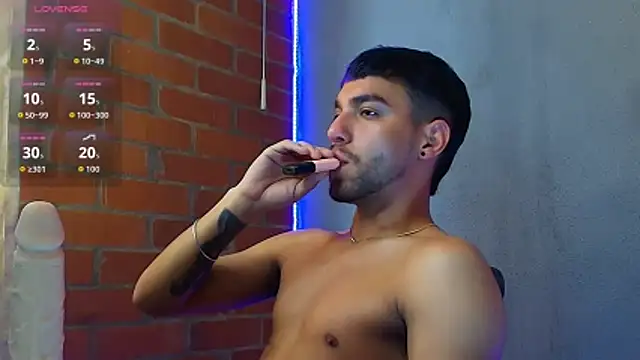 Leandro valenzuela online show from 12-15-25, 07:52