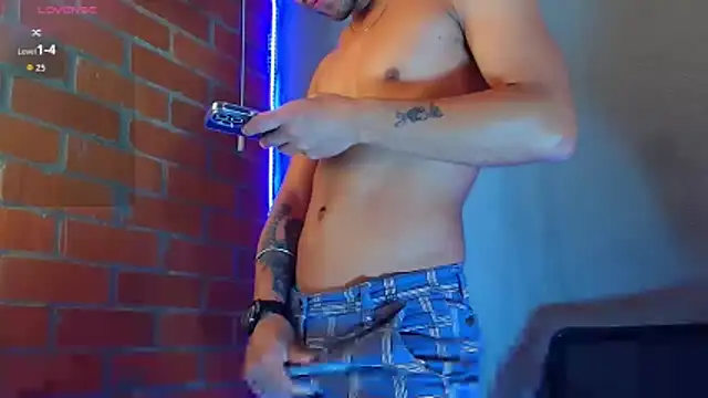 Leandro valenzuela online show from 11-27-25, 03:34