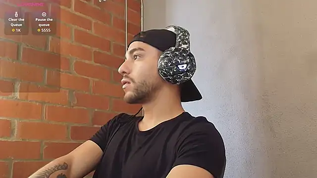 Leandro valenzuela online show from 03-23-26, 06:30