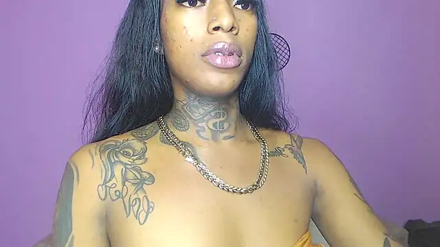 Snapshot of badgirls_cx chatting on 02-22-25, 11:13 badgirls cx online show from 02-22-25, 11:13