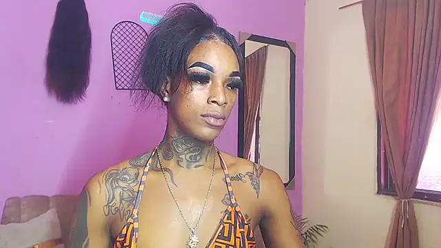 Snapshot of badgirls_cx chatting on 09-24-25, 05:08 badgirls cx online show from 09-24-25, 05:08