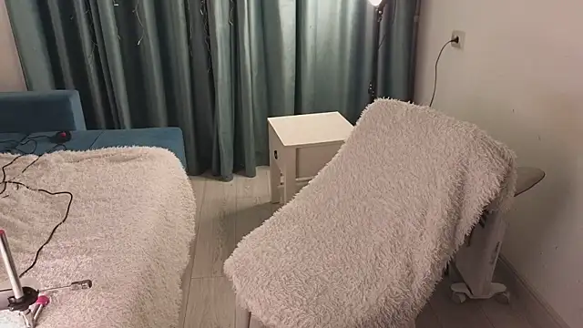 AudreyMell online show from 03-28-26, 01:45