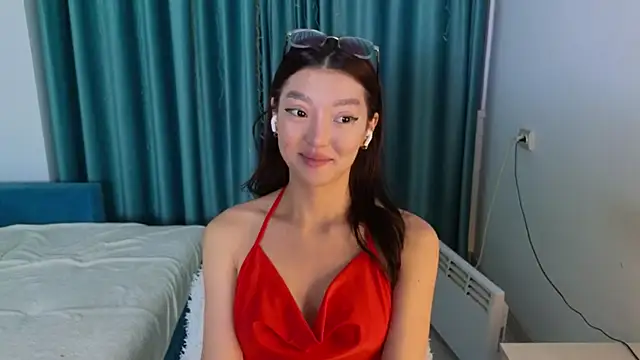 AudreyMell online show from 10-15-25, 02:47