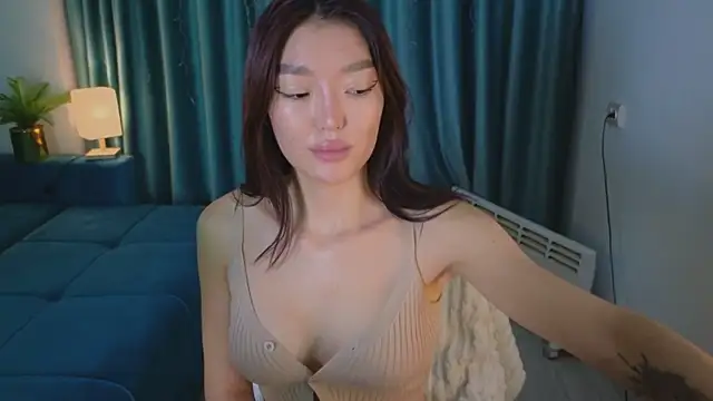 AudreyMell online show from 10-28-25, 02:16