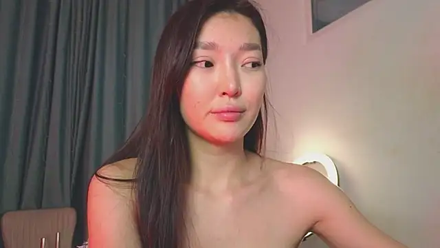 Snapshot of AudreyMell chatting on 02-15-26, 04:17 AudreyMell online show from 02-15-26, 04:17