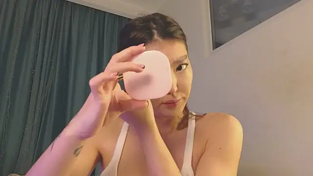 AudreyMell online show from 03-25-26, 01:32