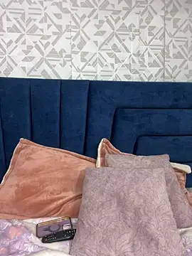 ElaaPerez online show from 11-14-25, 11:58