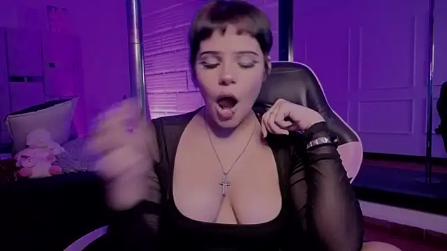 BonnieAnderson  online show from 04-21-26, 08:15