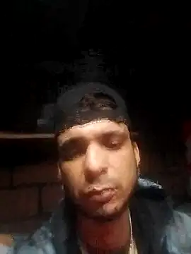 Snapshot of _Dmente_ chatting on 02-24-25, 08:27 Dmente online show from 02-24-25, 08:27