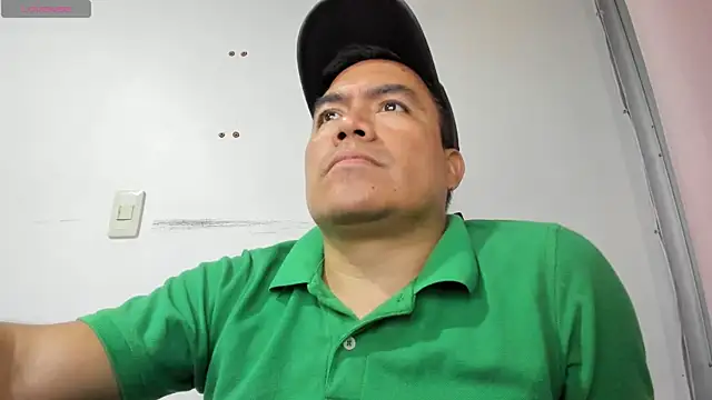 Snapshot of Jhonatan_Morales_S chatting on 04-19-26, 02:12 Jhonatan Morales S online show from 04-19-26, 02:12