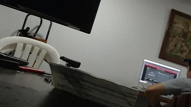 Jhonatan Morales S online show from 03-13-25, 06:26