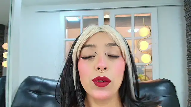 miss collins online show from 09-18-25, 06:00