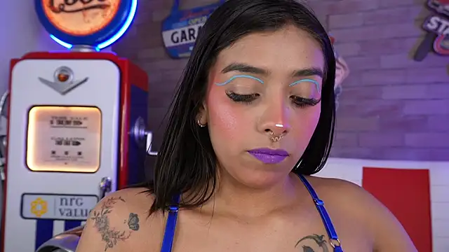 miss collins online show from 02-11-26, 06:30