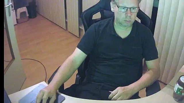 kinkyslet8 online show from 09-18-25, 08:23